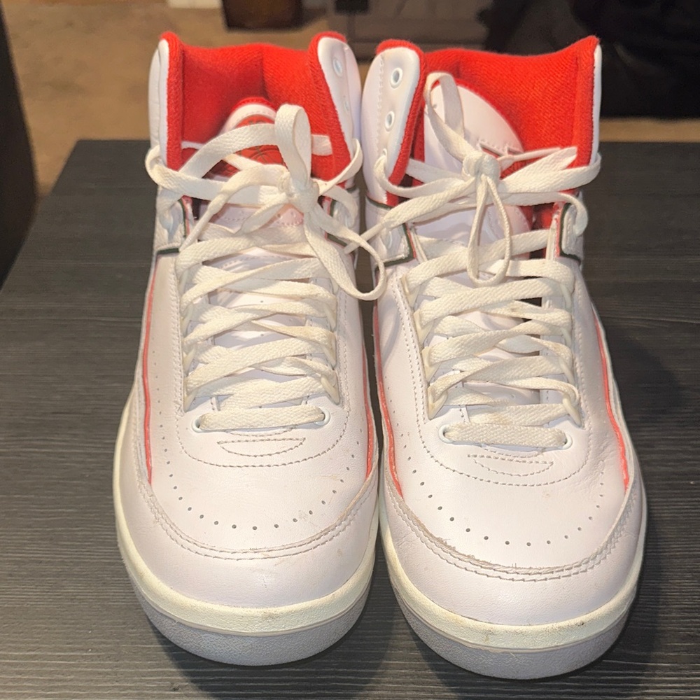 Kids White and Red Sneakers. Jordan 2